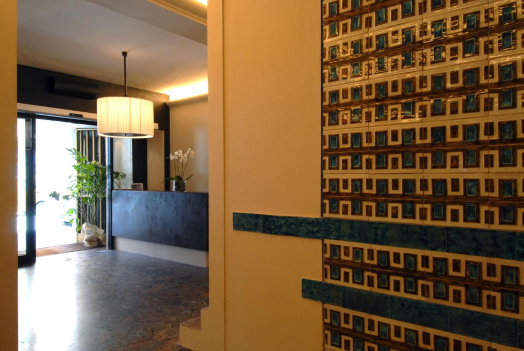 Hotel Touring Ліворно Екстер'єр фото
