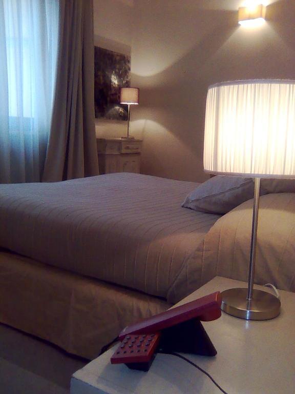 Hotel Touring Ліворно Екстер'єр фото