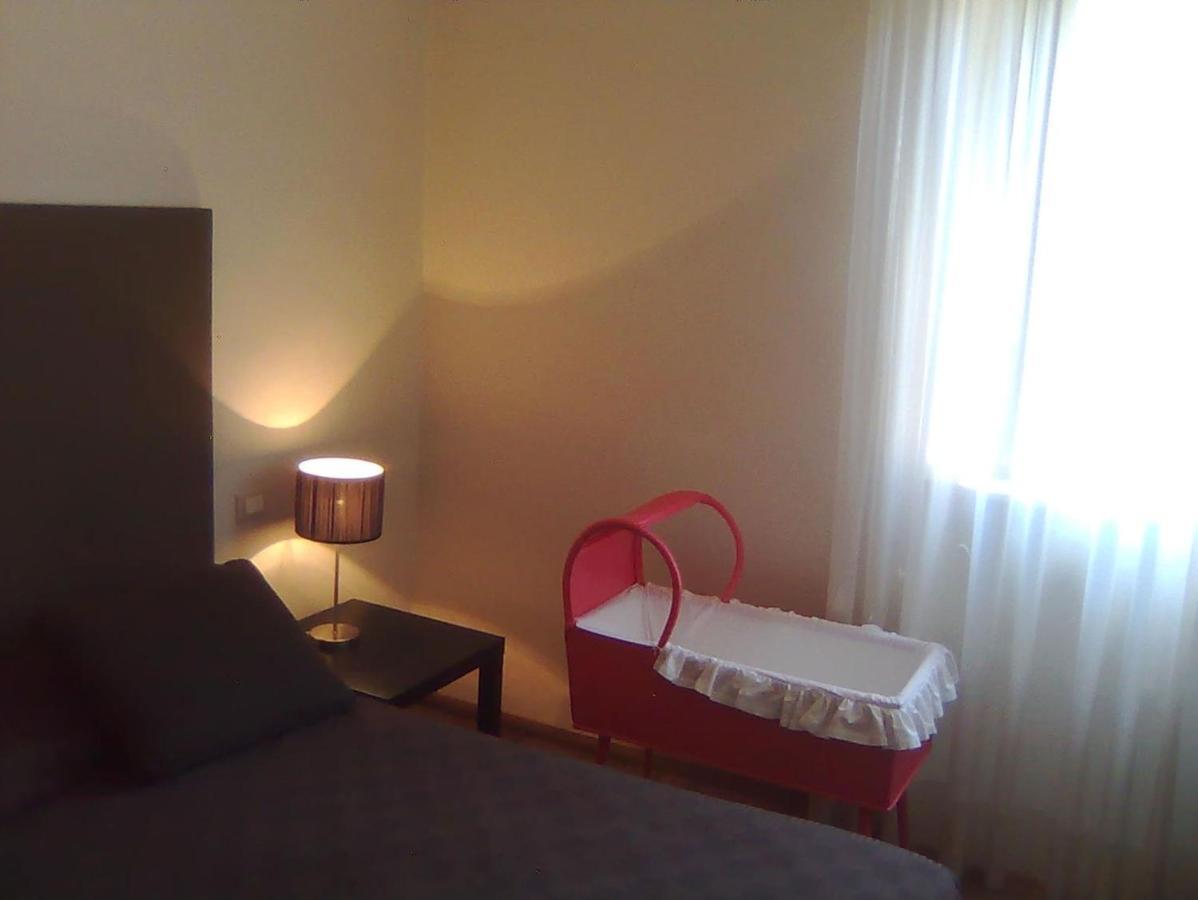 Hotel Touring Ліворно Номер фото